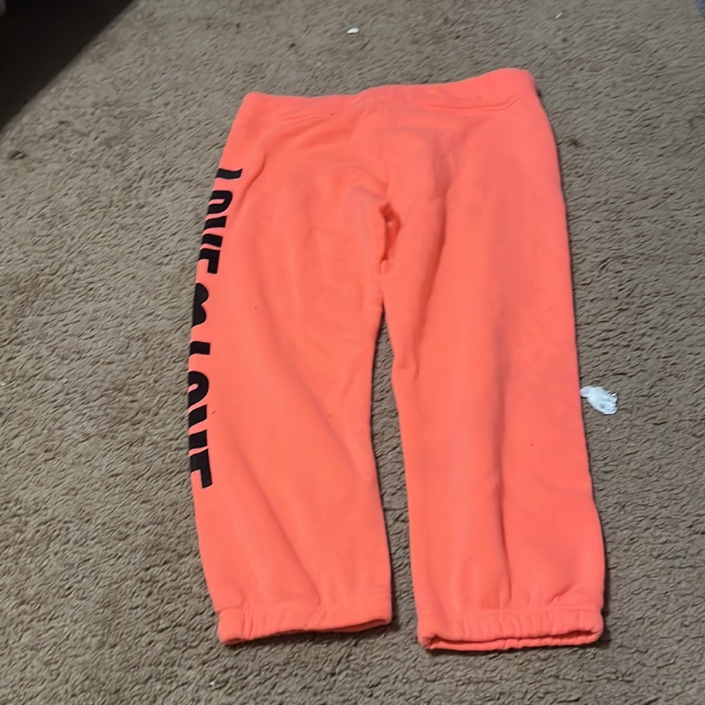 They are maternity sweatpants very comfortable only warn a few times if that